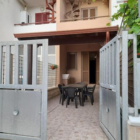 Caravaggio Apartment Porto Cesareo Luaran gambar